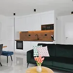 Beny Villa *