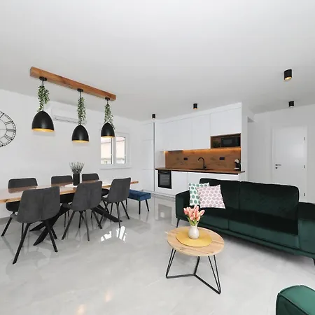 Beny וילה ויר