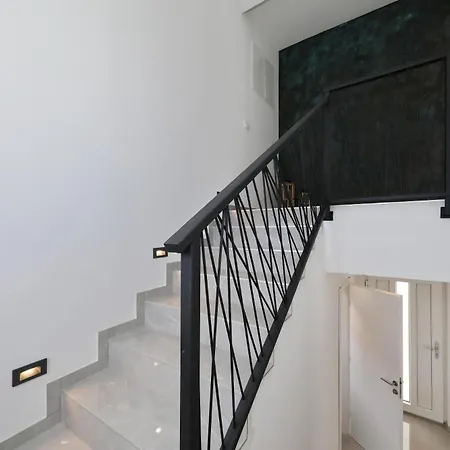 וילה Beny ויר